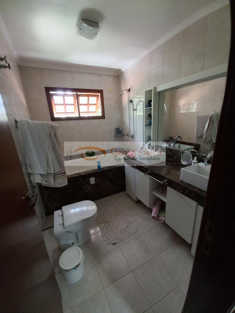 Casa, 3 quartos, 370 m² - Foto 27