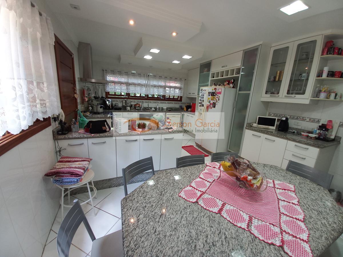 Casa, 3 quartos, 370 m² - Foto 32