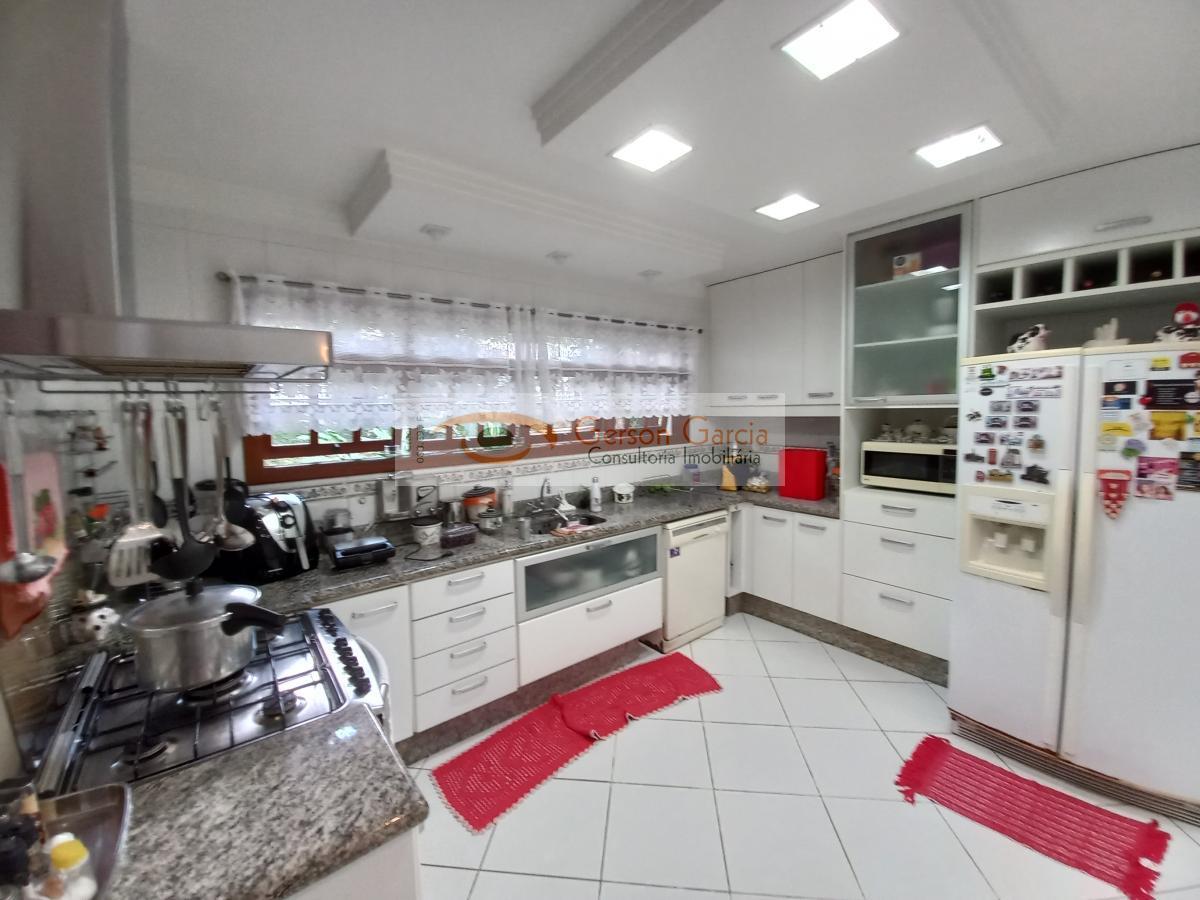 Casa, 3 quartos, 370 m² - Foto 34