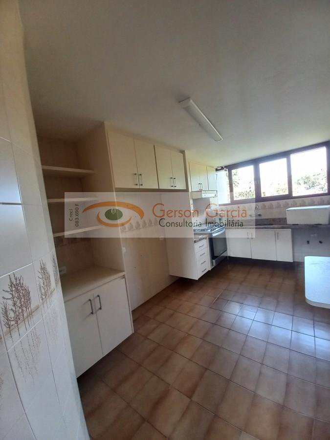 Casa para alugar com 4 quartos, 4 suítes, 3 vagas e 450m² no ALPES DA CANTAREIRA, Mairiporã (SP) — foto 28 de 30